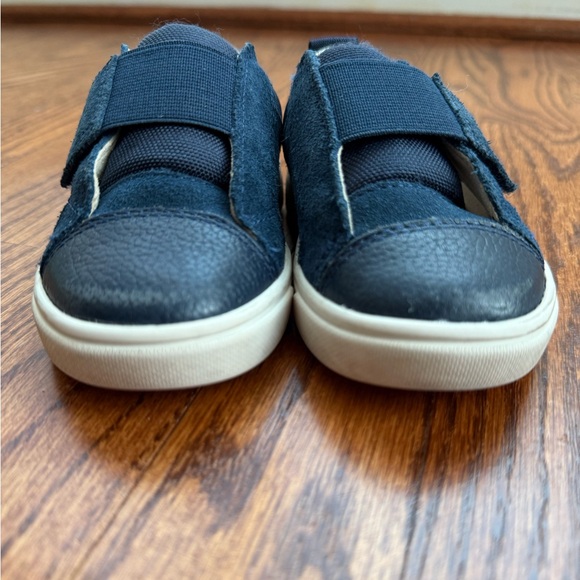 Ugg Rennon Low Sneakers Sz 6 - Picture 7 of 11